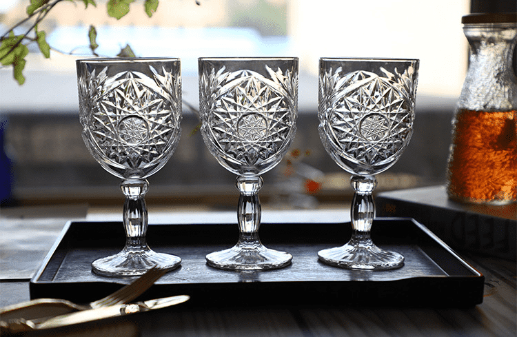 May walong sulok na pattern na embossed crystal wine glass vintage wedding glassware1 (3)