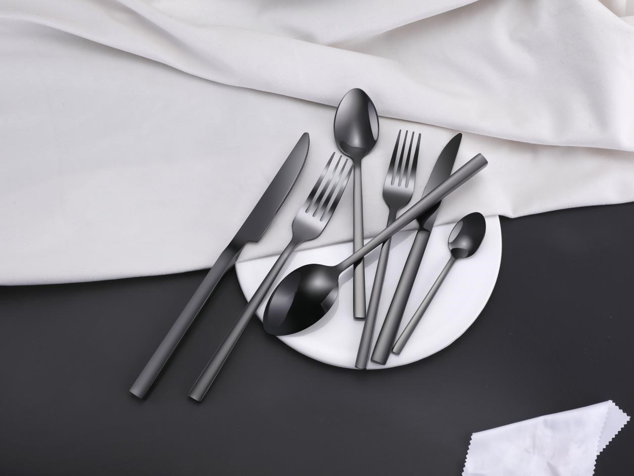 black cutlery set 11
