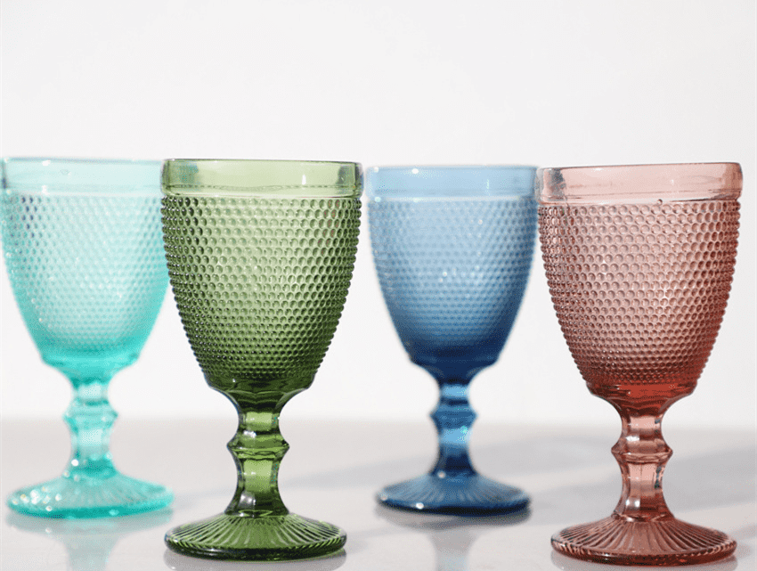 High quality colored drinking glassware wine glass goblet for wedding hotel 1 (1)