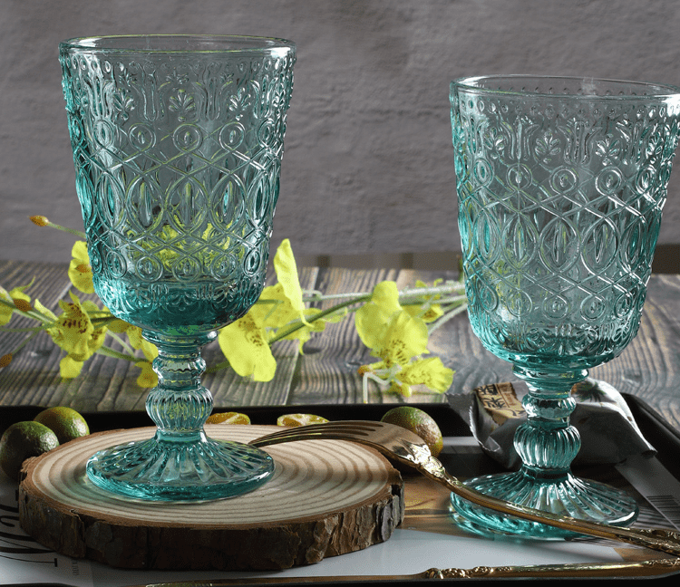Wholesale auspicious cloud relief pattern colored crystal wine glass cup1 (2)