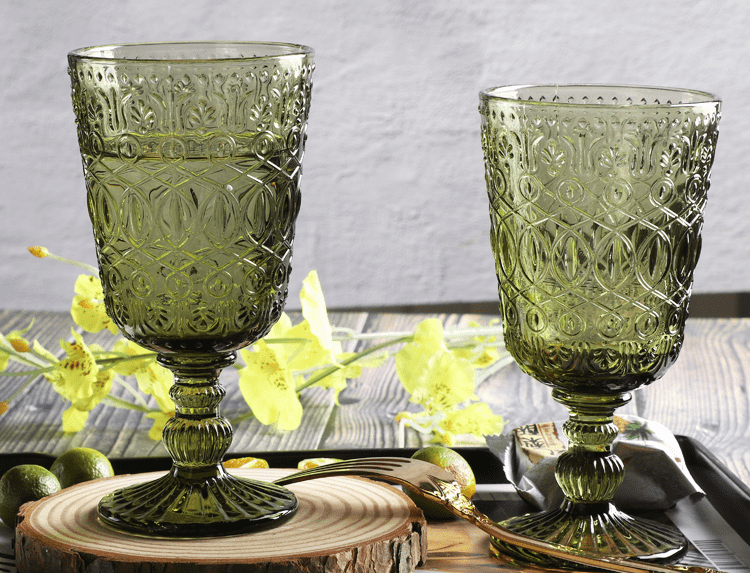 Wholesale auspicious cloud relief pattern colored crystal wine glass cup1 (3)